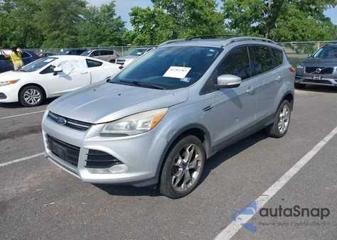 2013 Ford Escape Titanium z USA, uszkodzony, nr VIN 1FMCU9J93DUB19934